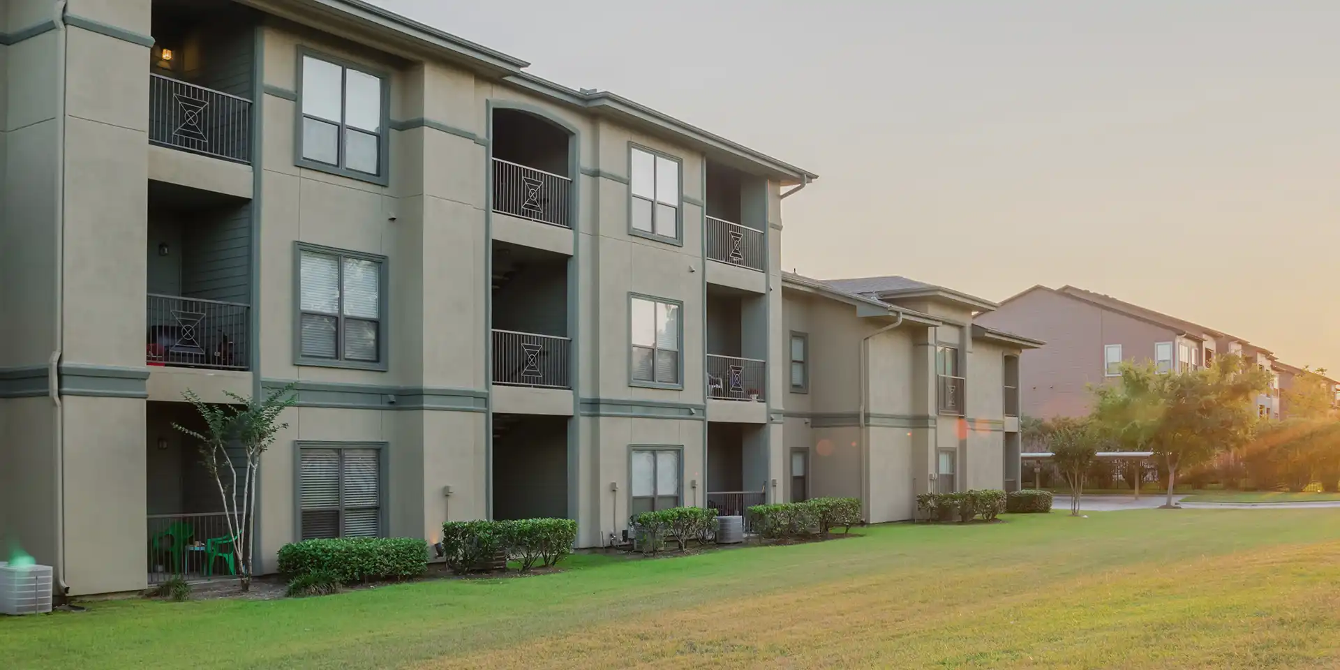 Green Commercial Financing - Multifamily Loans - Commercial Mortgage Broker